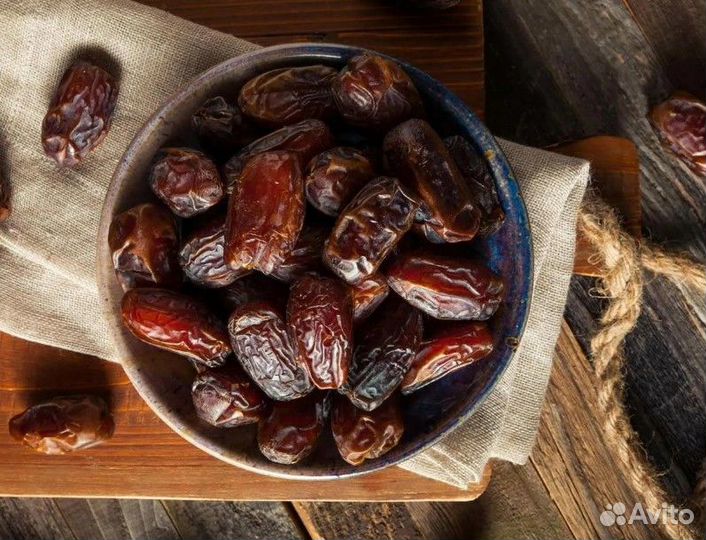 Финики каспиан
