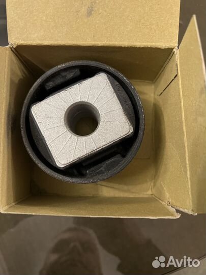 Саленблок подрамника touareg nf