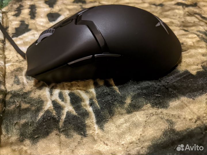 Delux m800 (реплика Razer Viper)