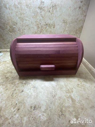 Хлебница из дерева