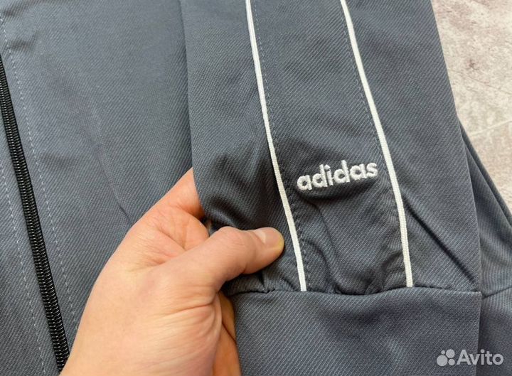 Спортивные костюмы Adidas удобные