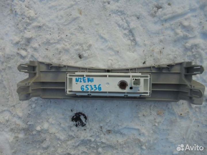 Накладка декоративная Toyota Corolla Fielder