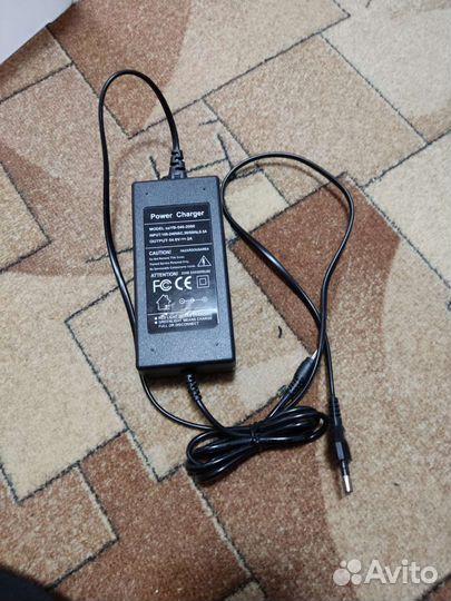 Зарядка 54.6v 2A