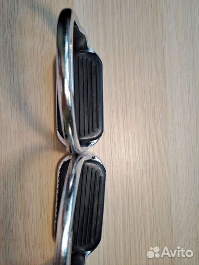 Стремена для лошади или пони