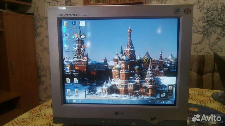 Монитор 40см