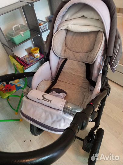 Продам коляску zippi