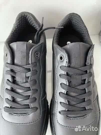 Кроссовки Ellesse Volta Black