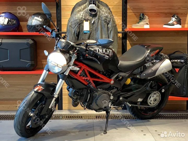 Мотоцикл ducati Monster 796 ABS