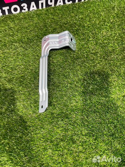 Кронштейн (крепление) Buick Encore GX 2023