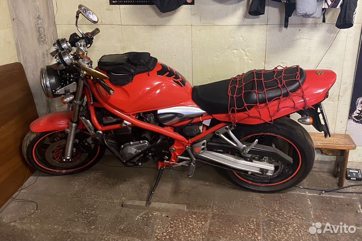 Suzuki bandit 400