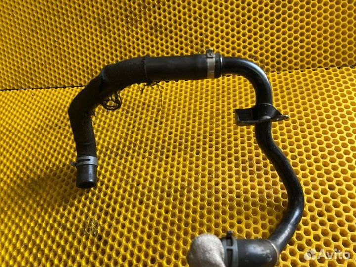 Трубка картерных газов Volkswagen Touareg