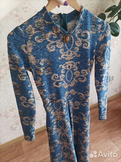 Платье в пол