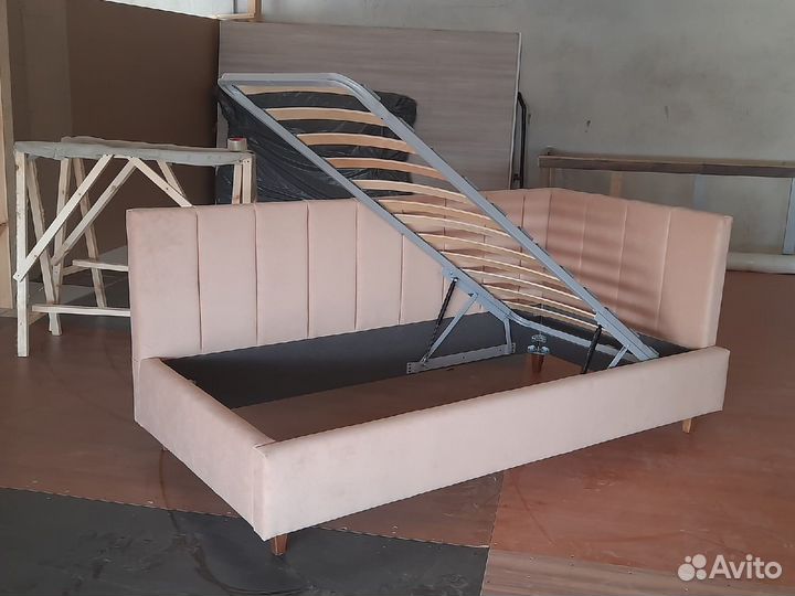 Кровать подростковая с ножками новая 190/90 см