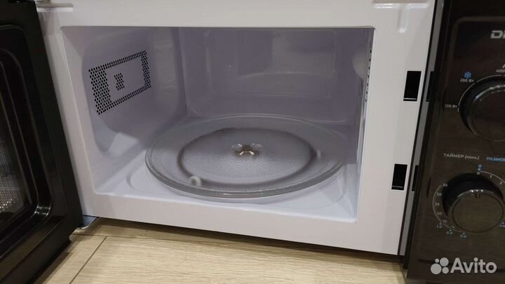 Микроволновая печь dexp MS-70 новая