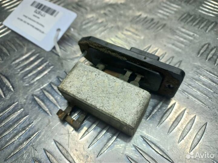 Резистор отопителя (Ежик) mitsubishi Space Star D
