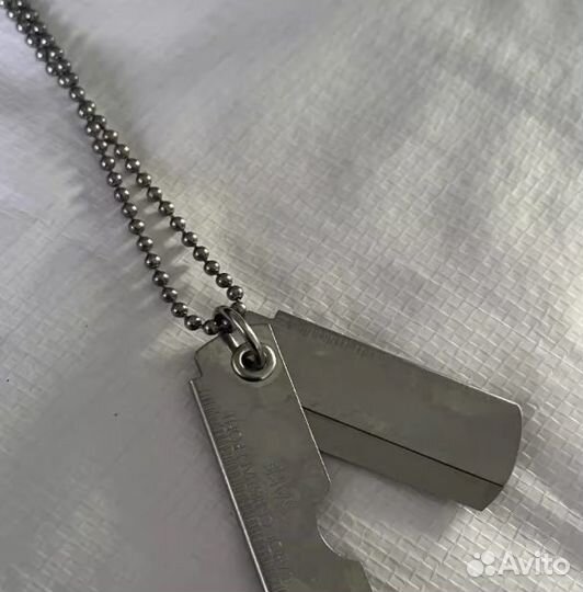 Подвеска Carol Christian Poell бритва