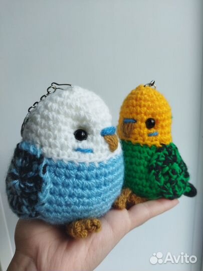 Вязаные попугайчики