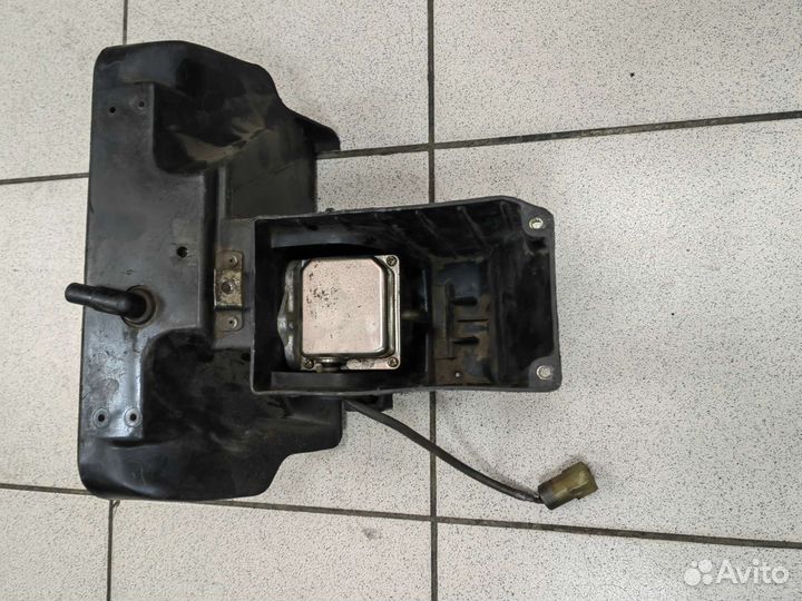 Корпус воздушного фильтра Yamaha XJ750