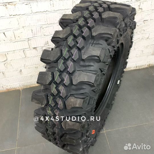 CST C888 31/10.5 R15