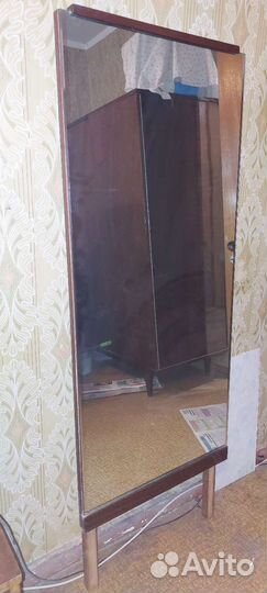 Зеркало от трюмо