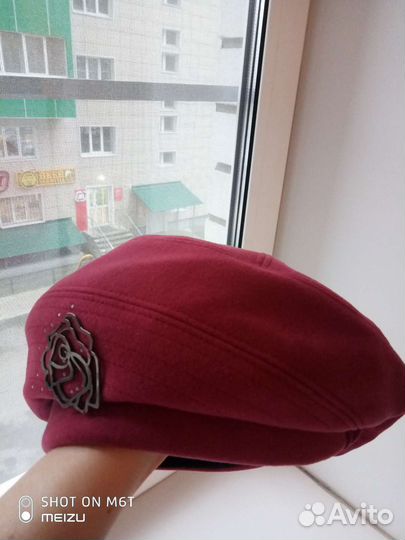 Продам женский берет
