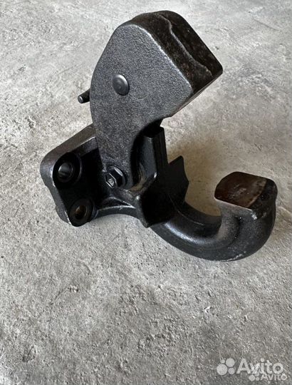 Фаркоп на крузер 200