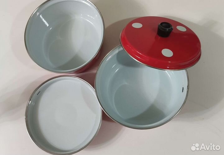 Кастрюля эмалированная новая 2 л