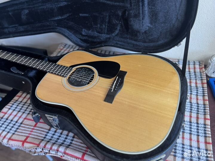 Кейс/кофр/футляр/чехол для акустической гитары