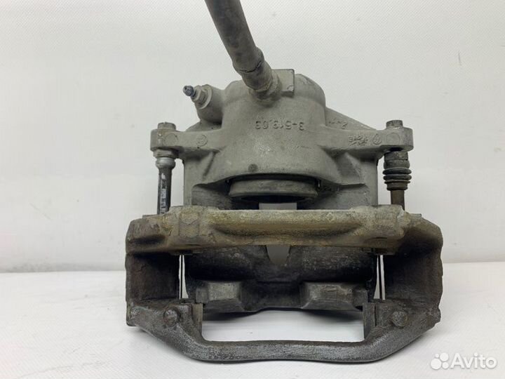 Суппорт передний правый Mercedes-Benz E W211 3.0