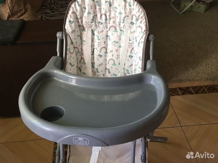 Детский стульчик для кормления