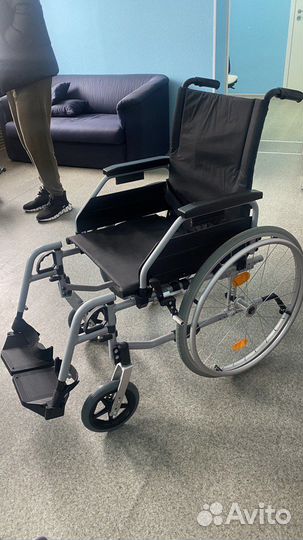 Инвалидная коляска