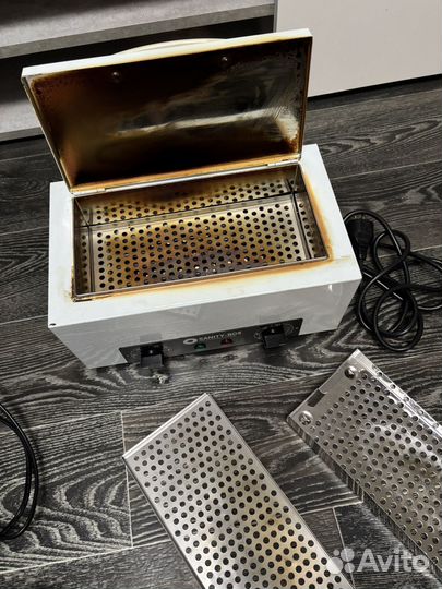 Стерилизатор, сухожар, лампа, пылесос для маникюра