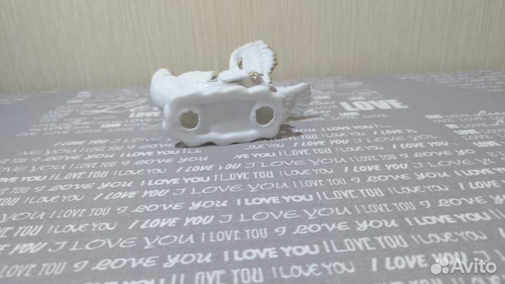 Статуэтка керамическая голуби пара