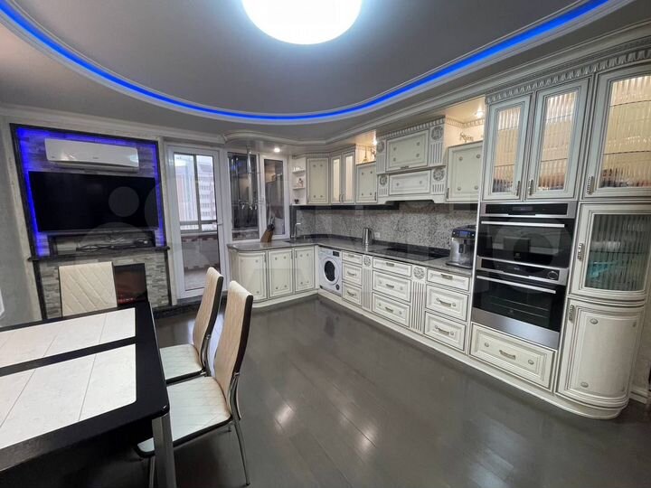 3-к. квартира, 90,9 м², 14/25 эт.