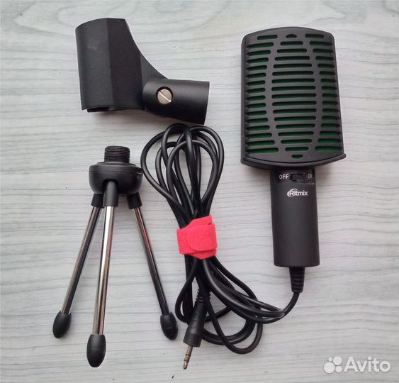 Микрофон для стрима с миништативом