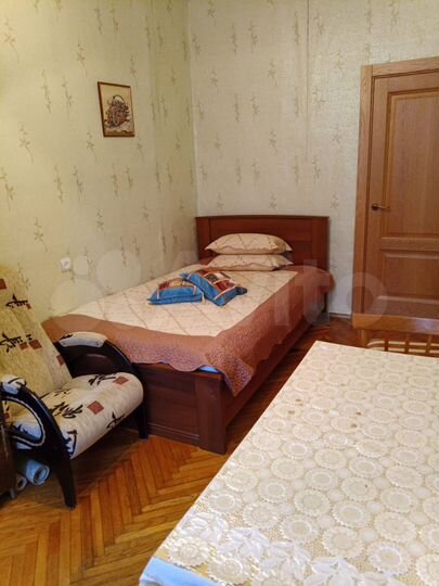 Комната 10 м² в 2-к., 2/5 эт.