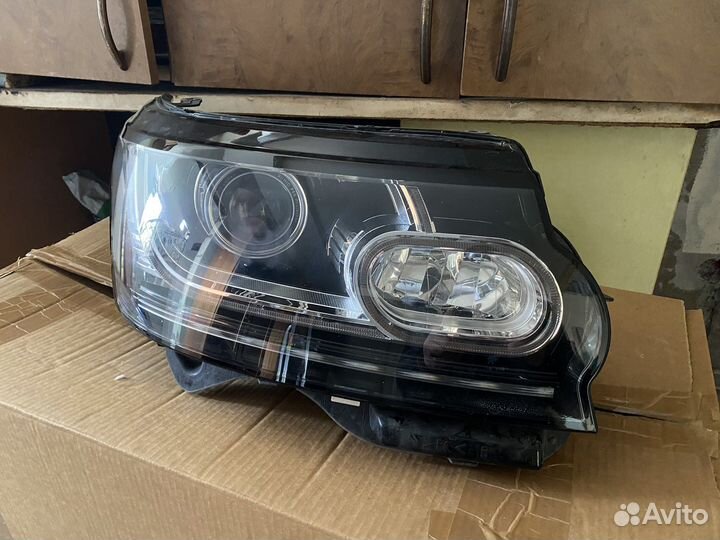 Передняя правая фара Land Rover Vouge l405