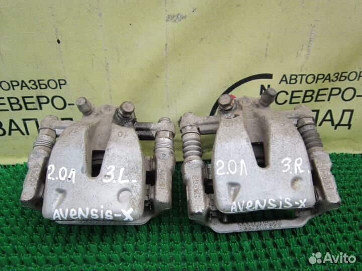 Toyota avensis Суппорт задний левый 2005