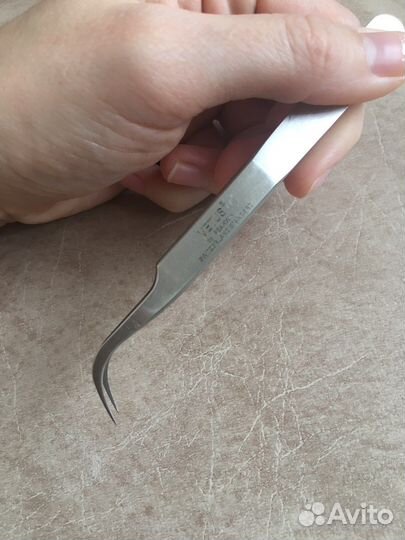 Пинцет для наращивания ресниц