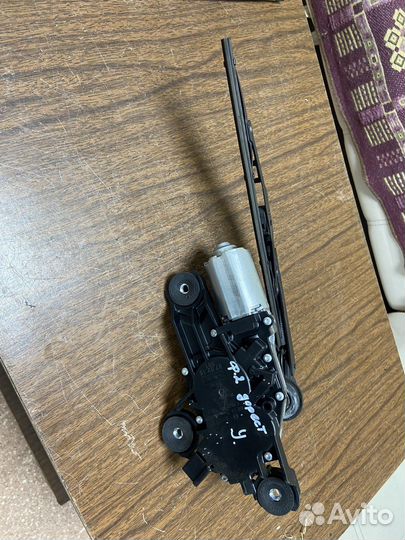 Моторчик заднего стеклоочистителя Ford Focus 2