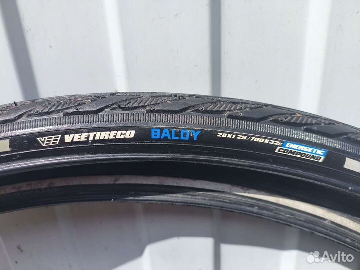 Велосипедная покрышка 28/1.25
