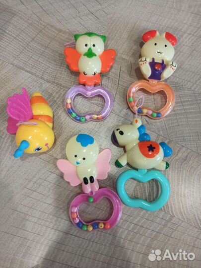 Музыкальный мобиль на кроватку