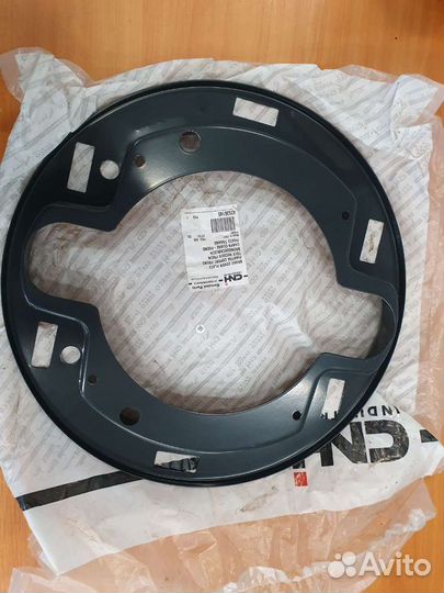 Пыльник тормозного барабана
