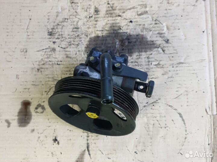 Насос гур 57100-2C200 hundai 2.7