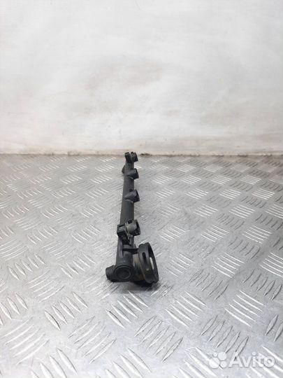 Топливная рампа Renault Clio хэтчбэк 3 дв. 1.4