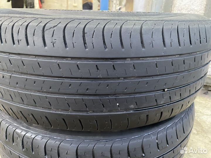 Kumho Solus SA01 Plus 215/60 R17