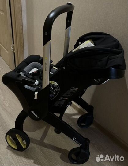 Коляска автолюлька doona