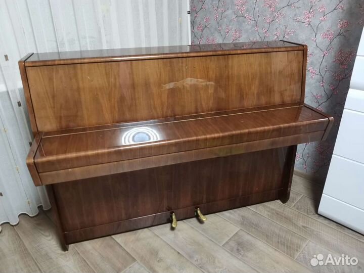 Пианино Petrof