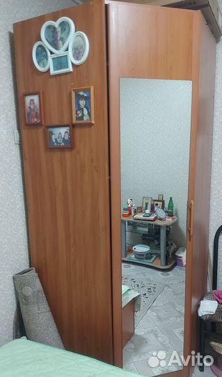 Шкаф угловой