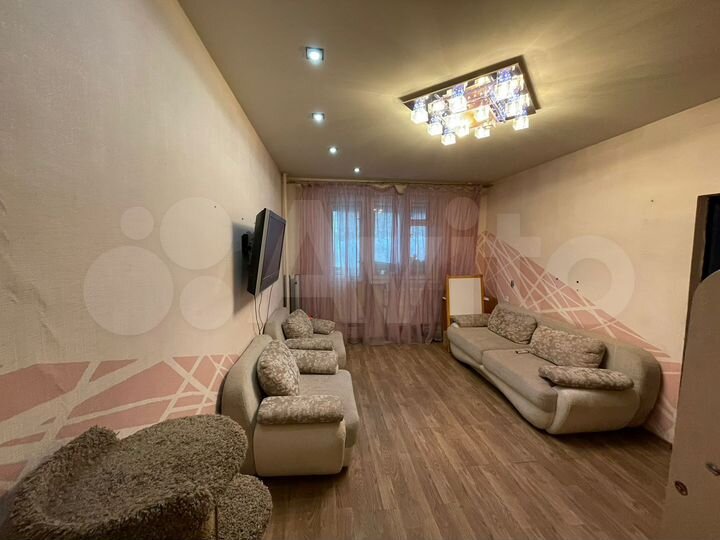 3-к. квартира, 68 м², 1/9 эт.